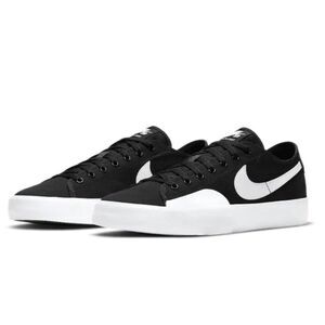 Nike SB Blazer Court Black and White Low Top Skate Shoes Size 7.5